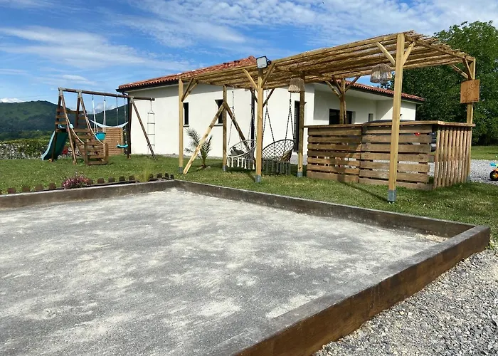 Villa Jacuzzi, Terrain De Petanque Et Aire De Jeux Vue Sur Les Pyrenees Seilhan